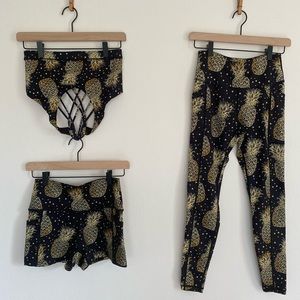 CVG fineapples xs 2.5” short, xs leggings, s bra